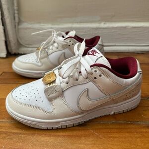 BRAND NEW! Nike Dunk Low SE Women's size 6.5 NEVER WORN!